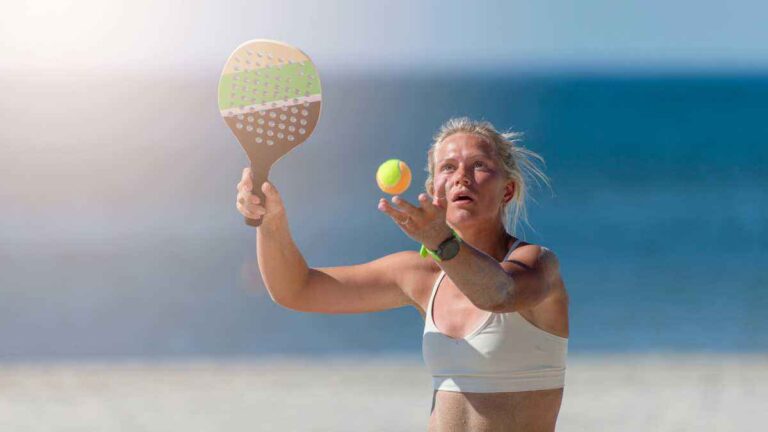 Como Funciona o Saque no Beach Tennis