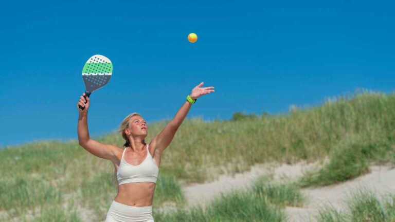 Como Funciona um Treino de Beach Tennis