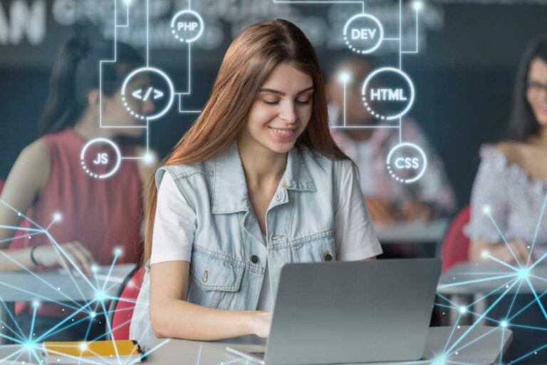 Melhor plataforma para cursos de tecnologia: comparação completa 